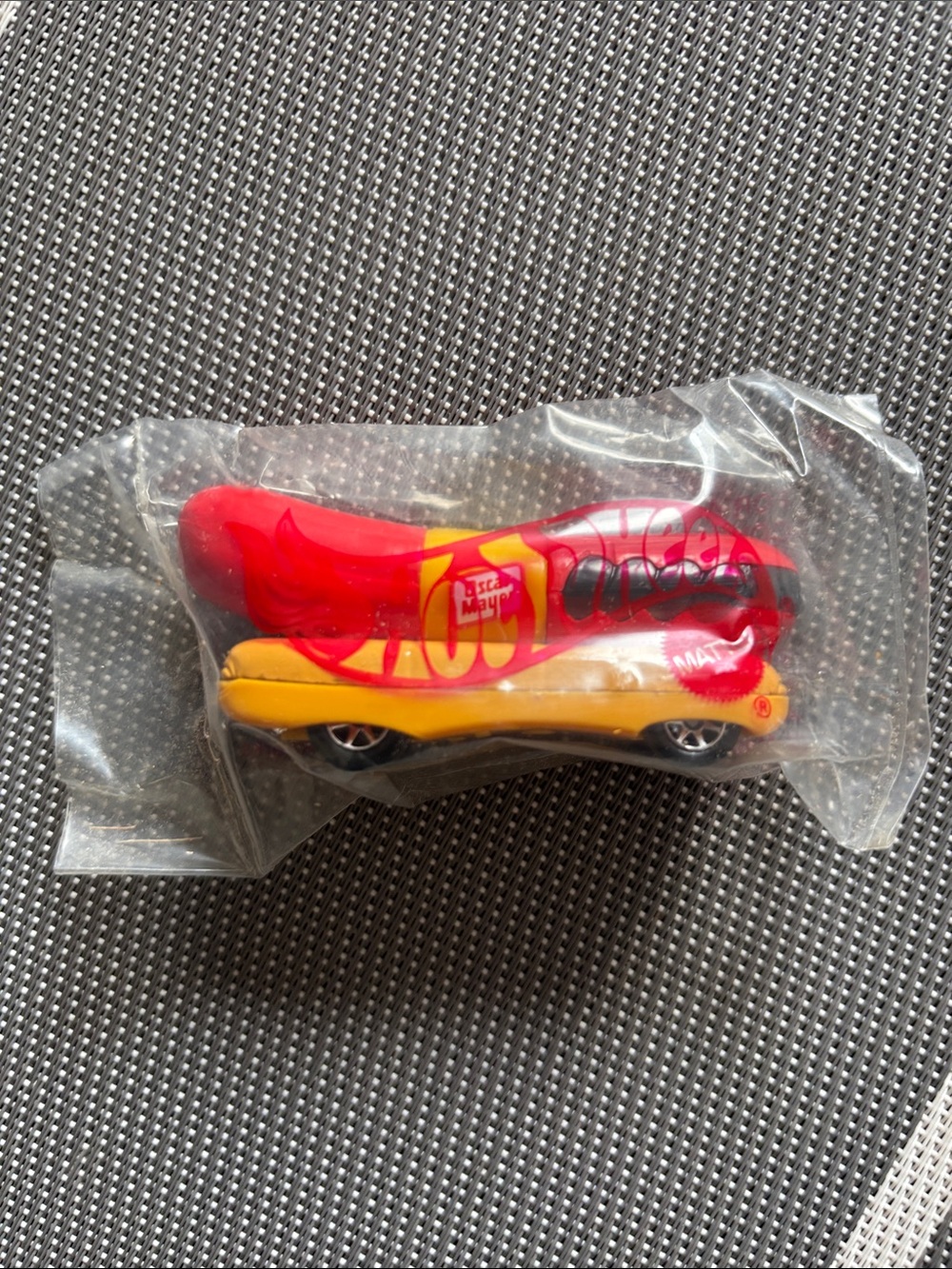 Vintage 1993 Mattel Hot Wheels Oscar Mayer Wienermobile #3029 #204 Sealed Bag